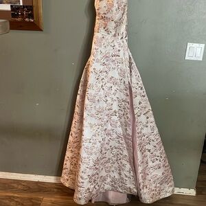 Dress for sale